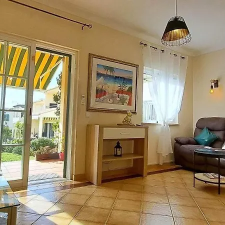 La Petite Maison De Lucas *